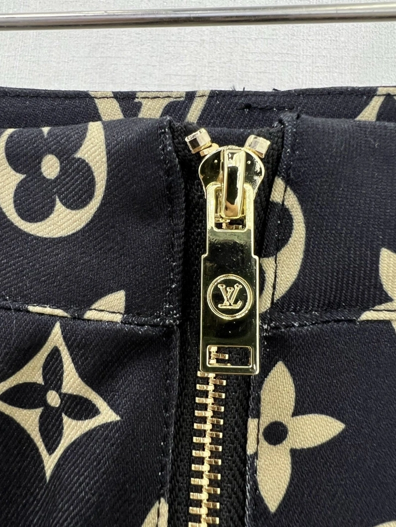 Affordable LX Shorts 96796