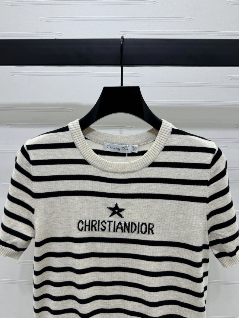 Cozy Dxxr T-Shirts 94026