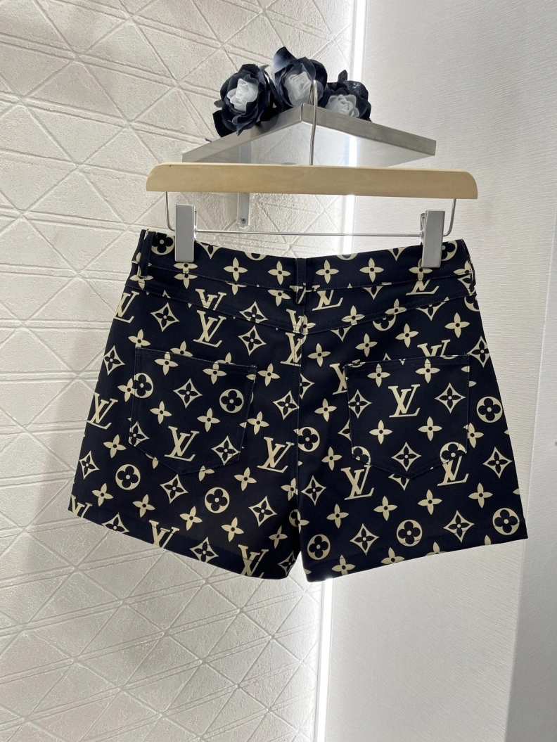 Modern LX Shorts 96803