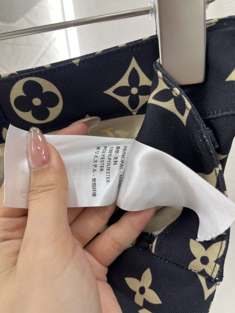 Modern LX Shorts 96803