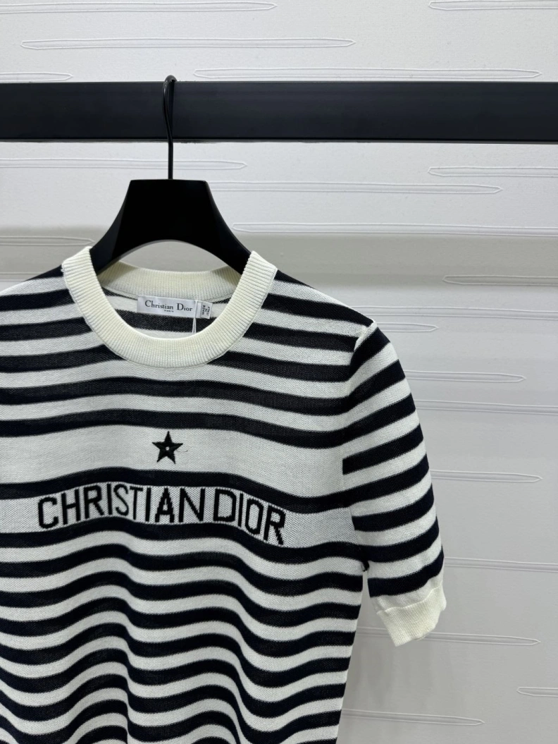 Dxxr T-Shirts Cozy 94005