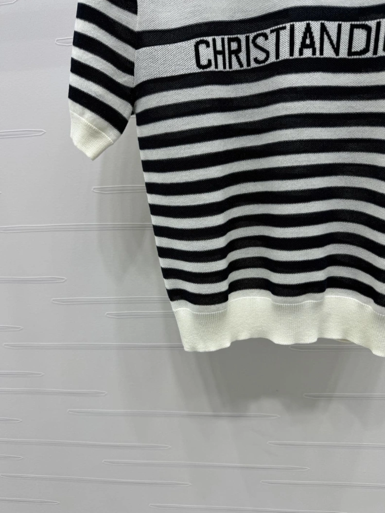Dxxr T-Shirts Cozy 94005