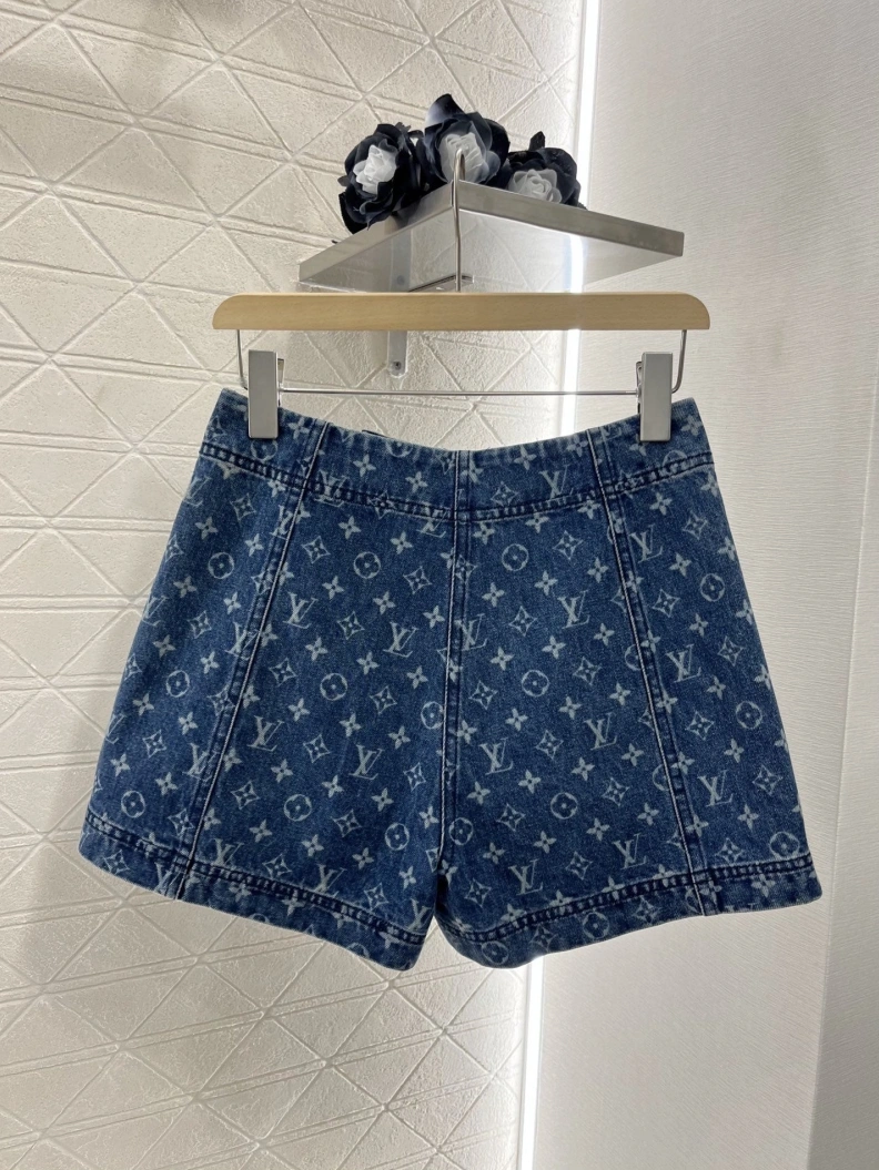 Classic LX Shorts 96790