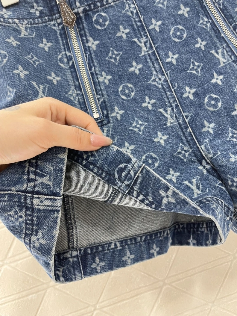 Classic LX Shorts 96790