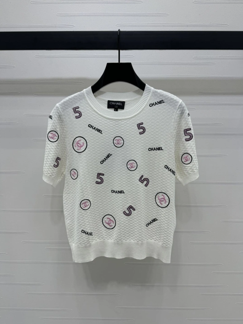 WellDesigned Chxnxl T-Shirts 93168