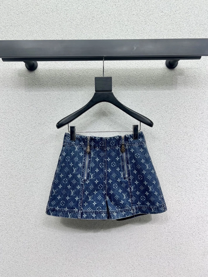 Minimalist LX Skirts 96761