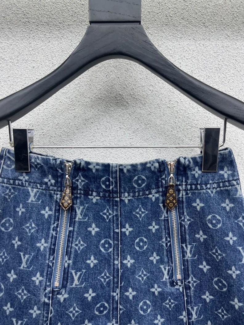 Minimalist LX Skirts 96761