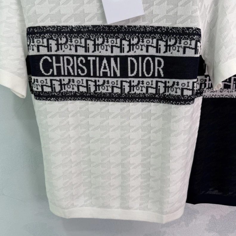 NewStyle Dxxr T-Shirts 93962