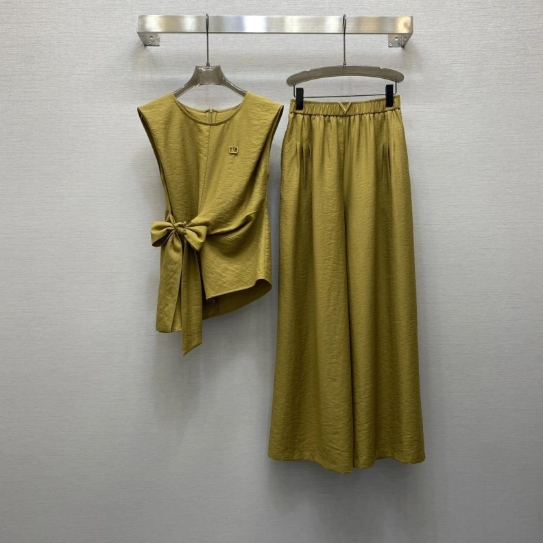 SportInspired Vxlxntino Dress 102952