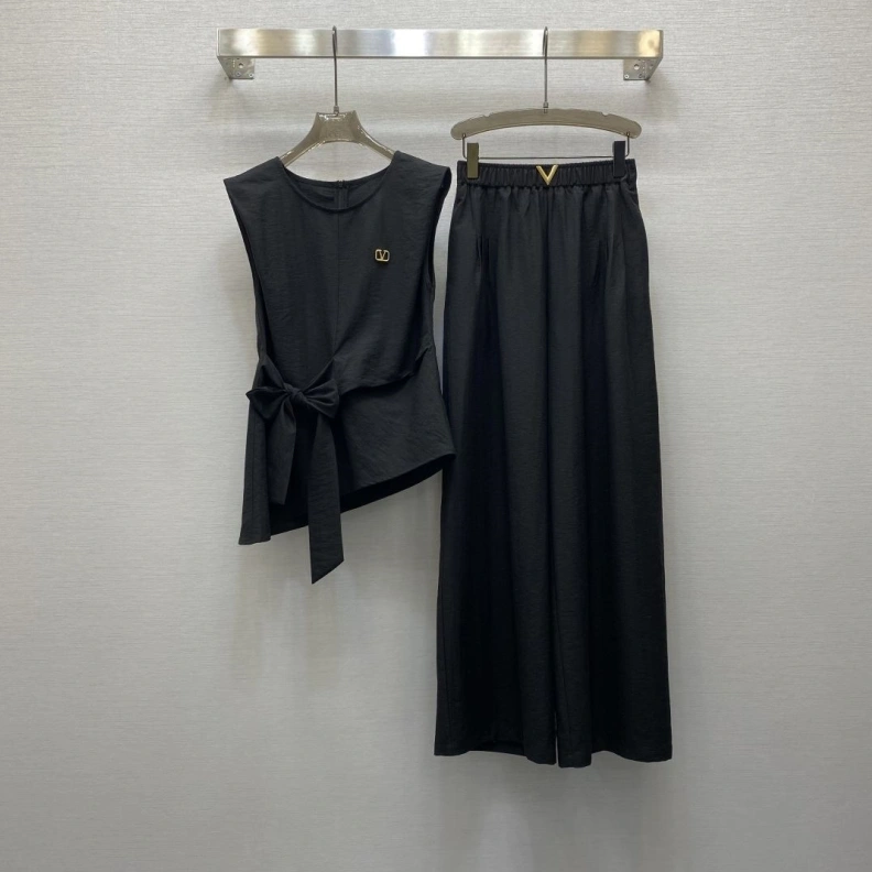 SportInspired Vxlxntino Dress 102952