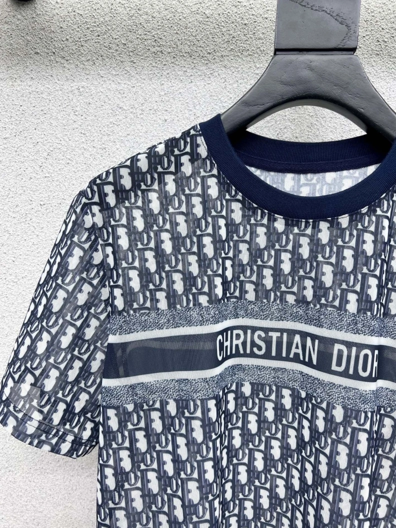 Minimalist Dxxr T-Shirts 93951