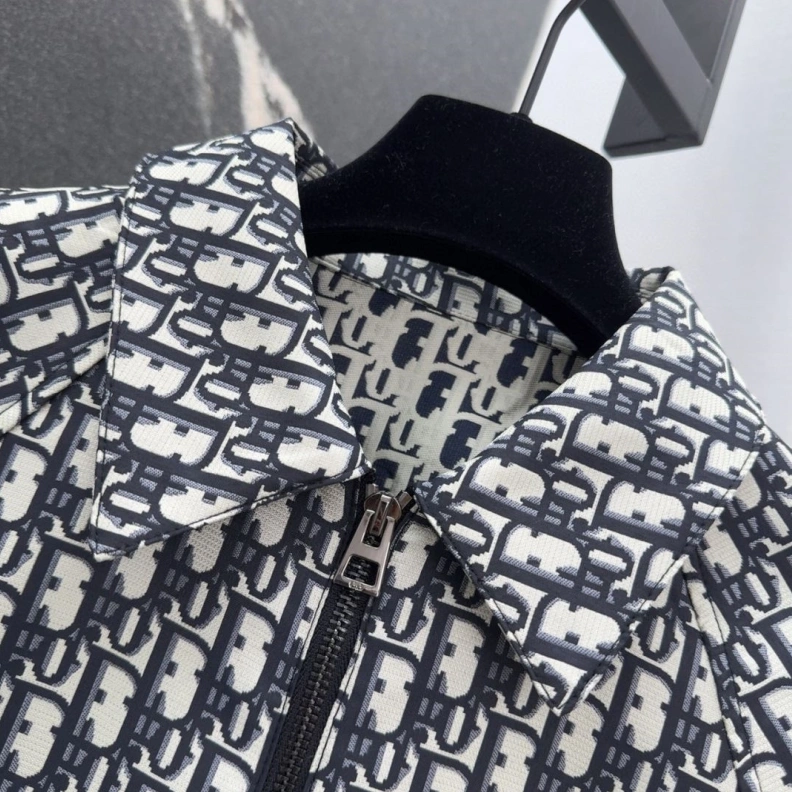 Minimalist Dxxr Coats 94391
