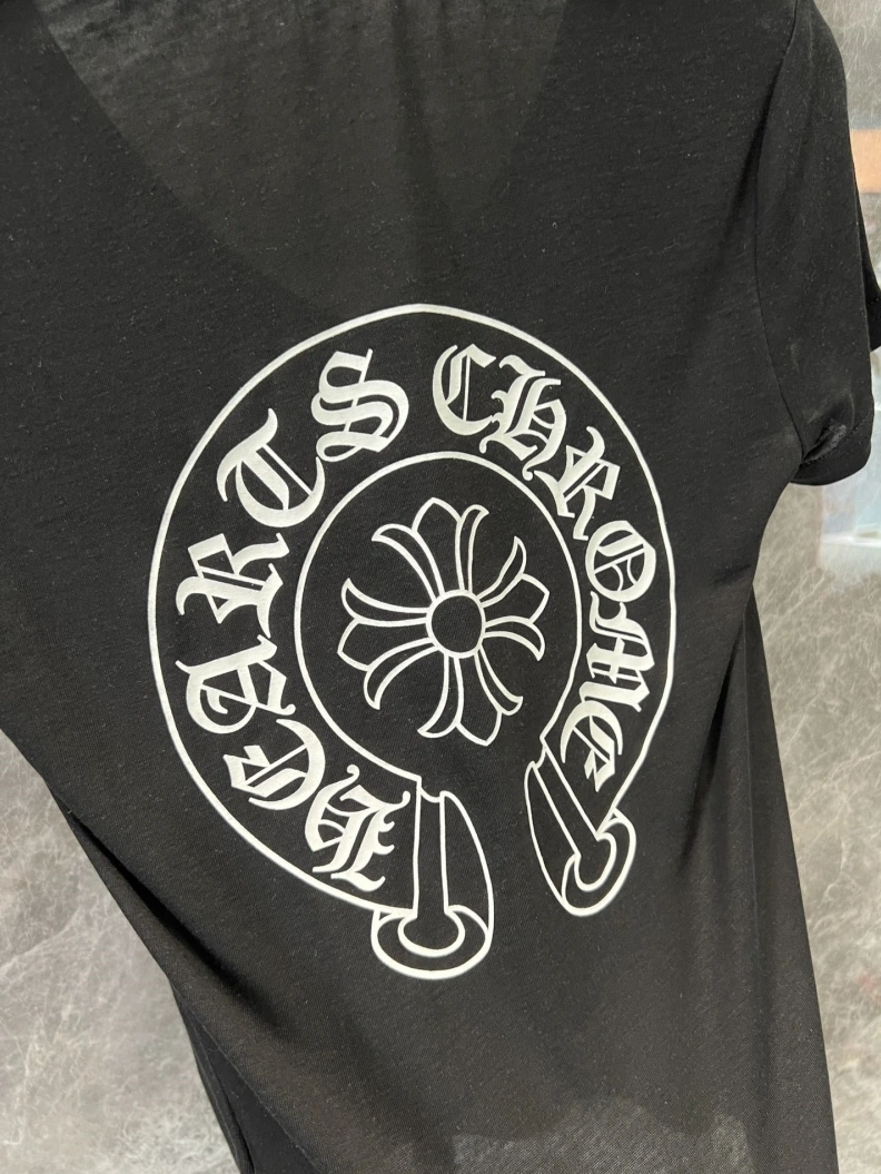 Durable Chrxmx Hxxrts T-Shirts 93666