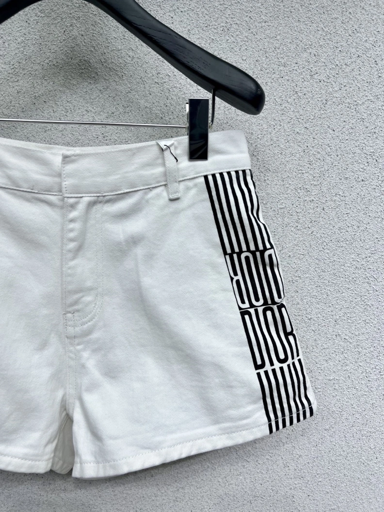 BestValue Dxxr Shorts 94093
