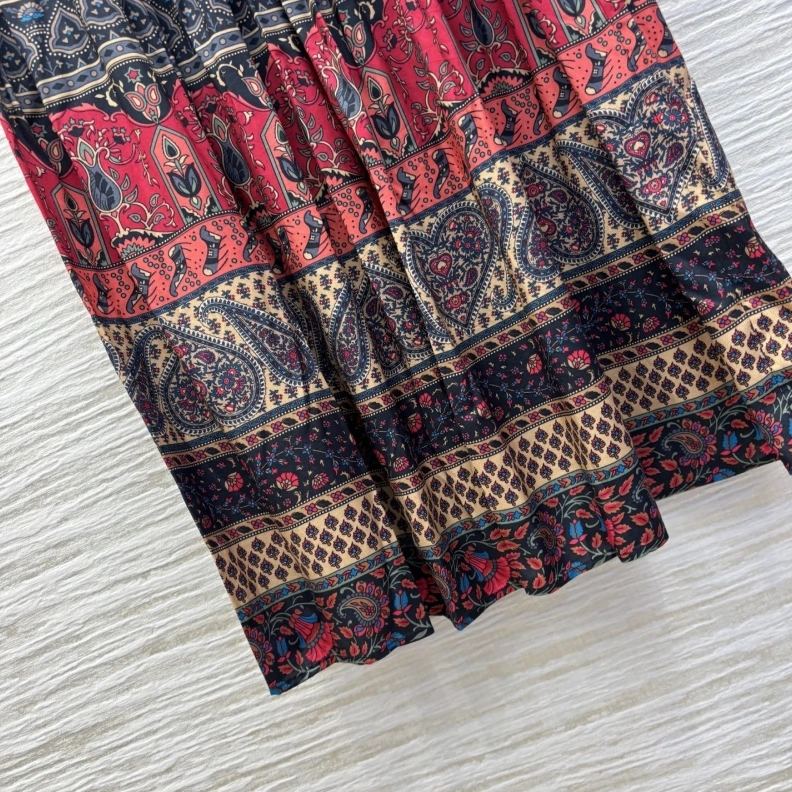 Unique Vxlxntino Skirts 103010