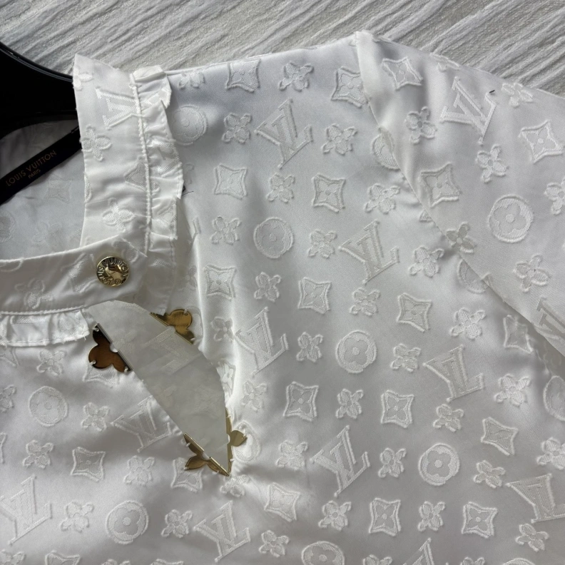 Cozy LX T-Shirts 97048