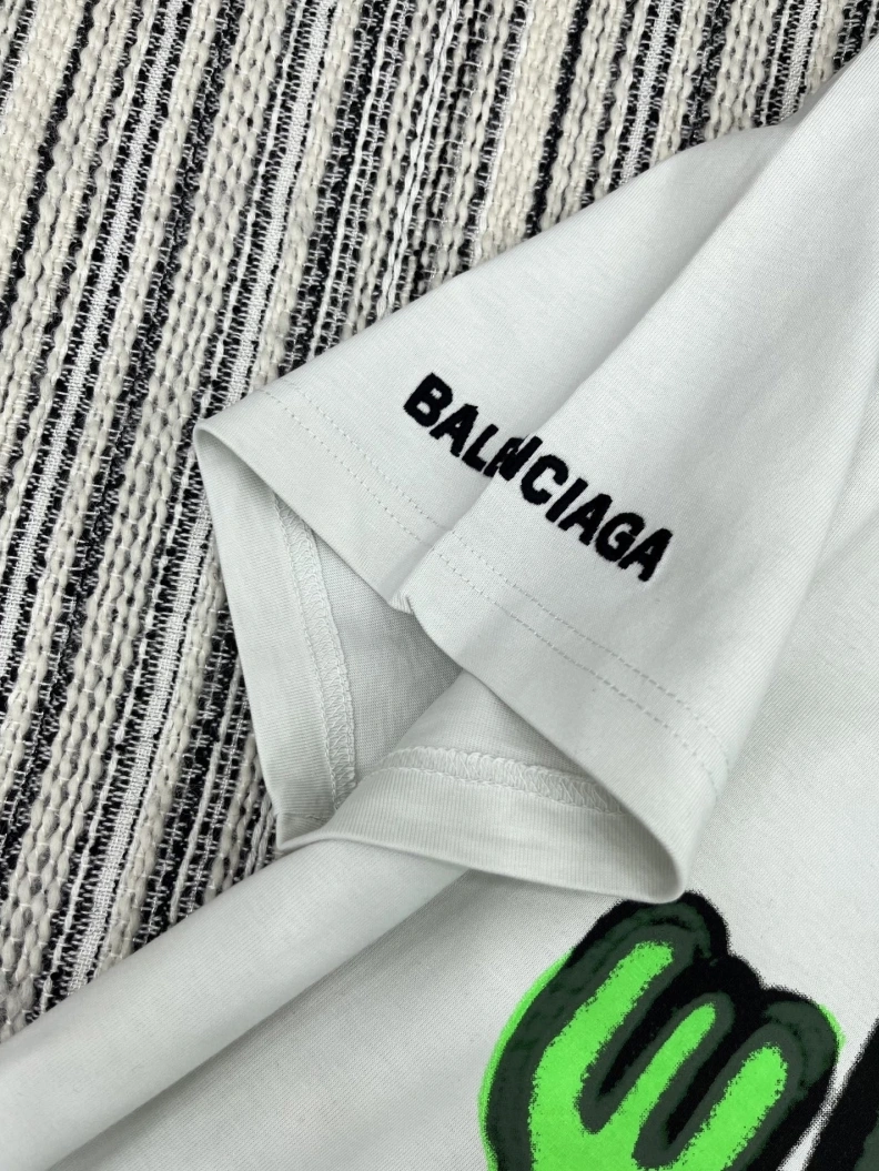 Stylish Bxlxnciaga T-Shirts 90104