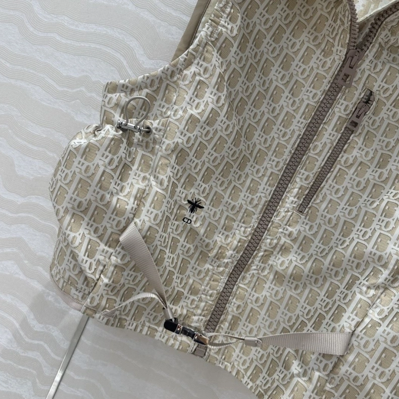 Bxlxnciaga Gilet Trendsetting 90109