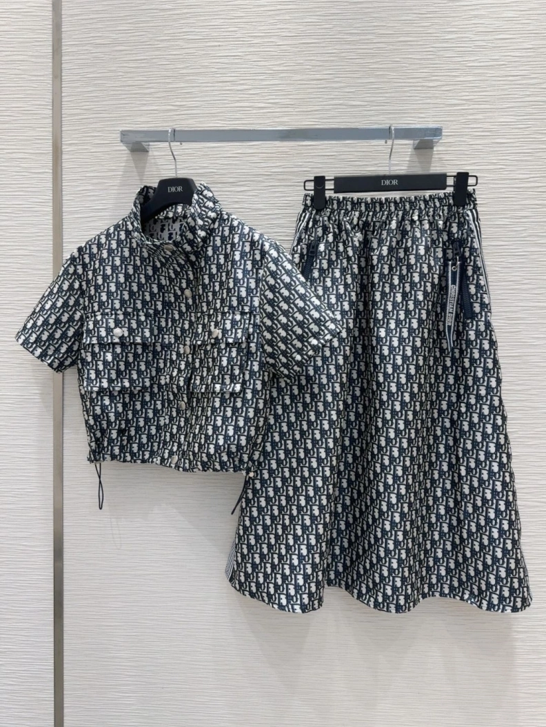 Fashionable Dxxr Skirts 94510