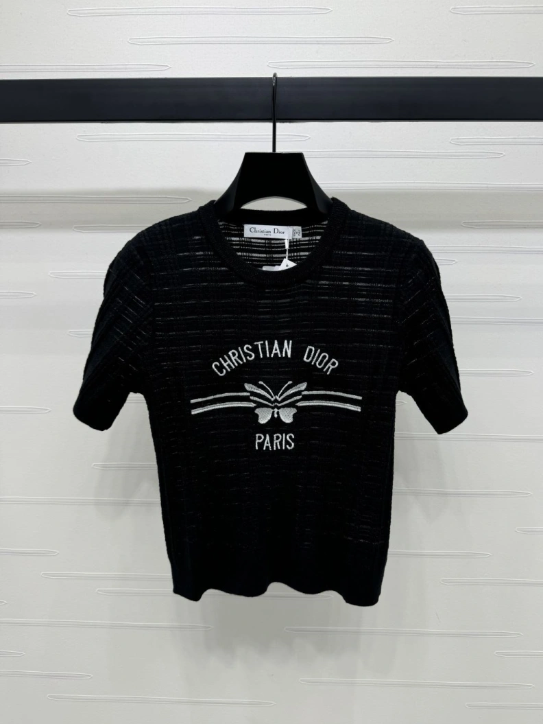 Sophisticated Dxxr T-Shirts 94419