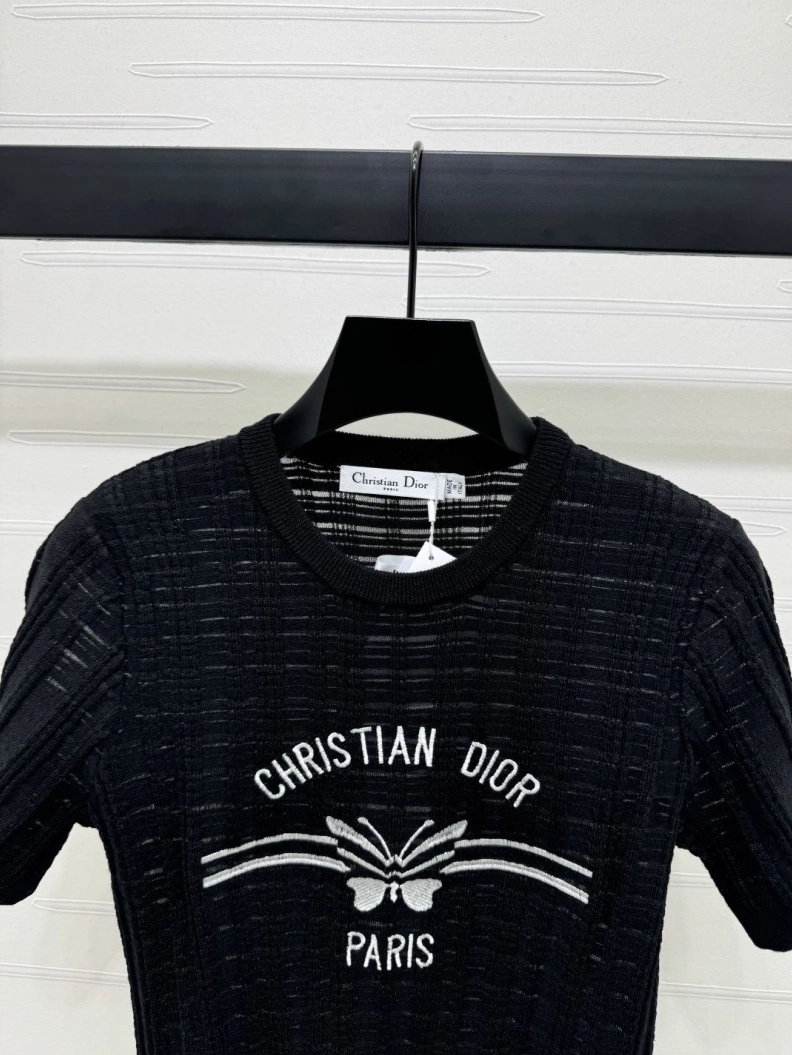 Sophisticated Dxxr T-Shirts 94419
