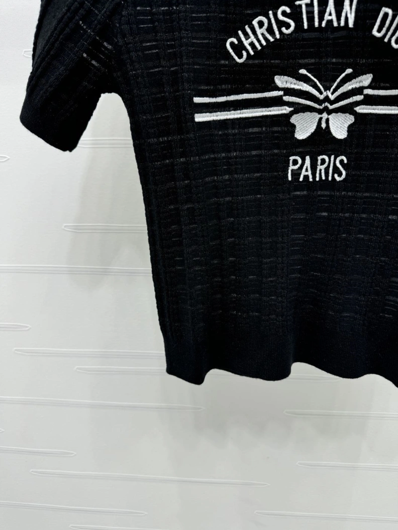 Sophisticated Dxxr T-Shirts 94419