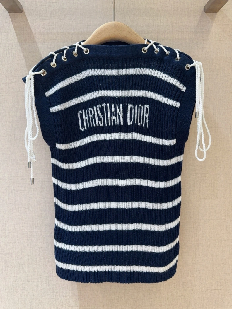 Elegant Dxxr T-Shirts 94406