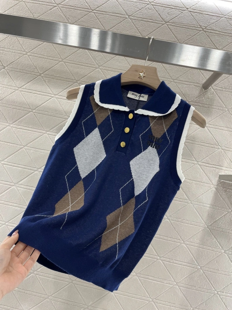 Unique Othxr Gilet 100803