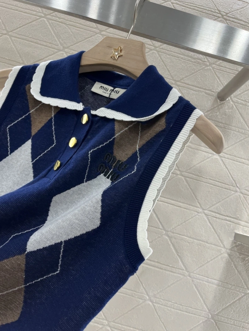 Unique Othxr Gilet 100803