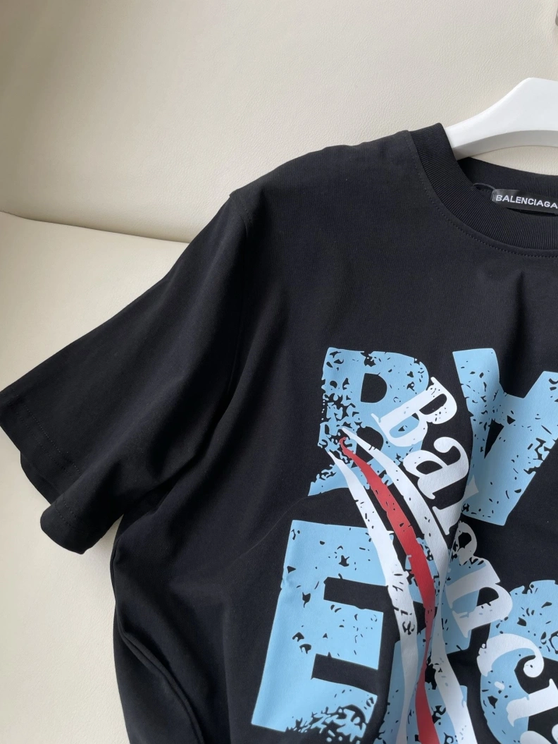 Vibrant Bxlxnciaga T-Shirts 90085