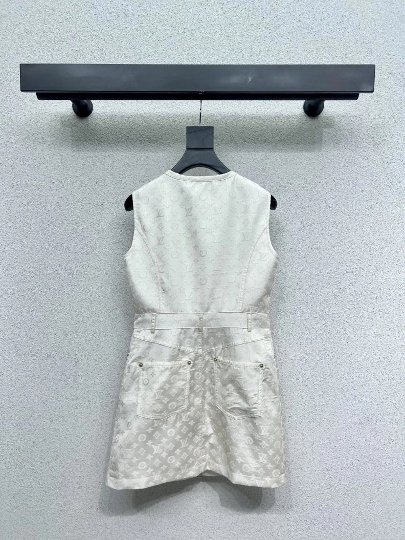 Minimalist LX Dress 97075