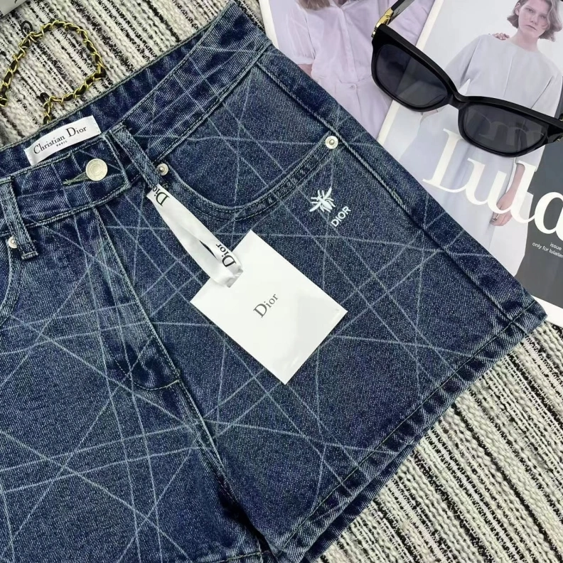 Minimalist Dxxr Shorts 94535