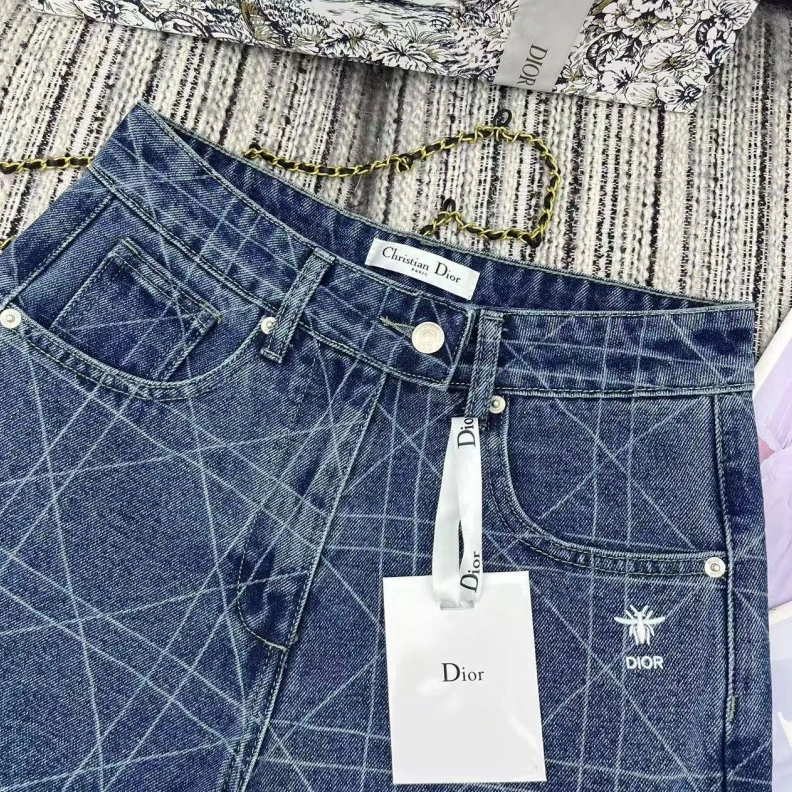 Minimalist Dxxr Shorts 94535