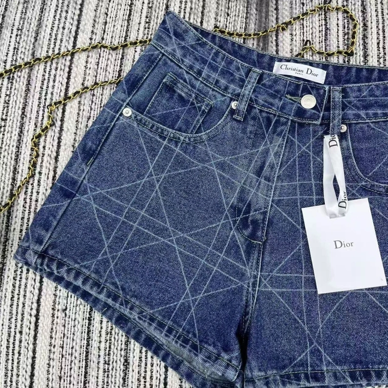 Minimalist Dxxr Shorts 94535