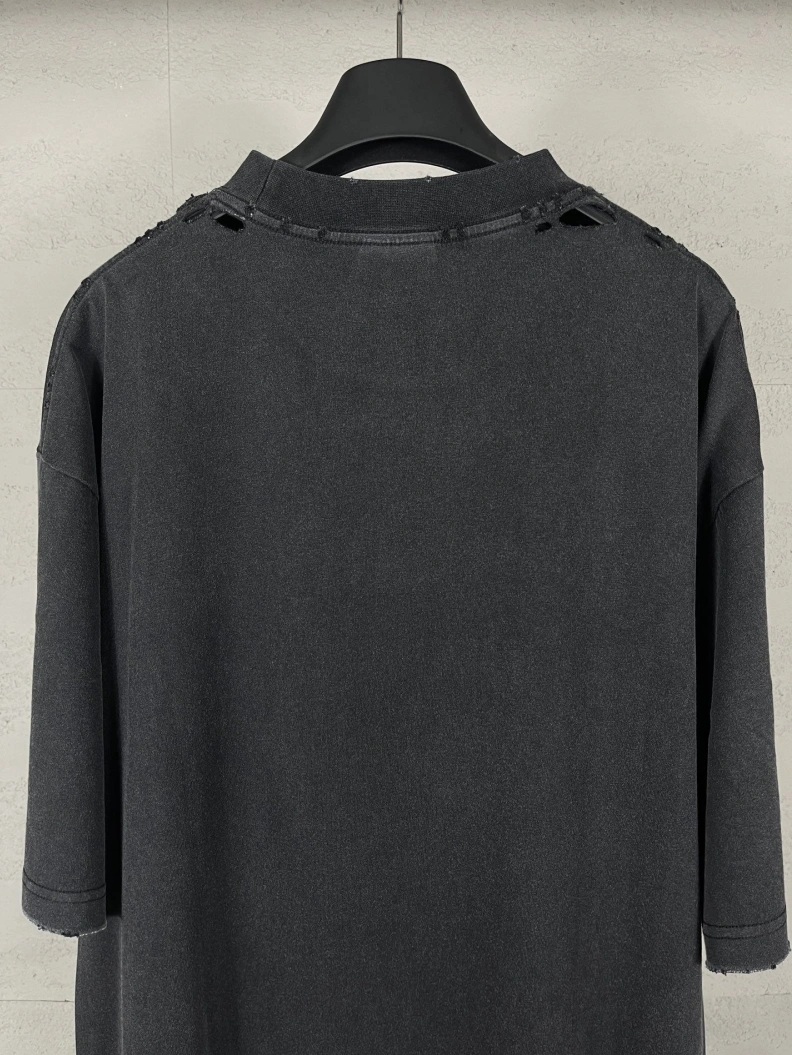 AllSeason Bxlxnciaga T-Shirts 90064