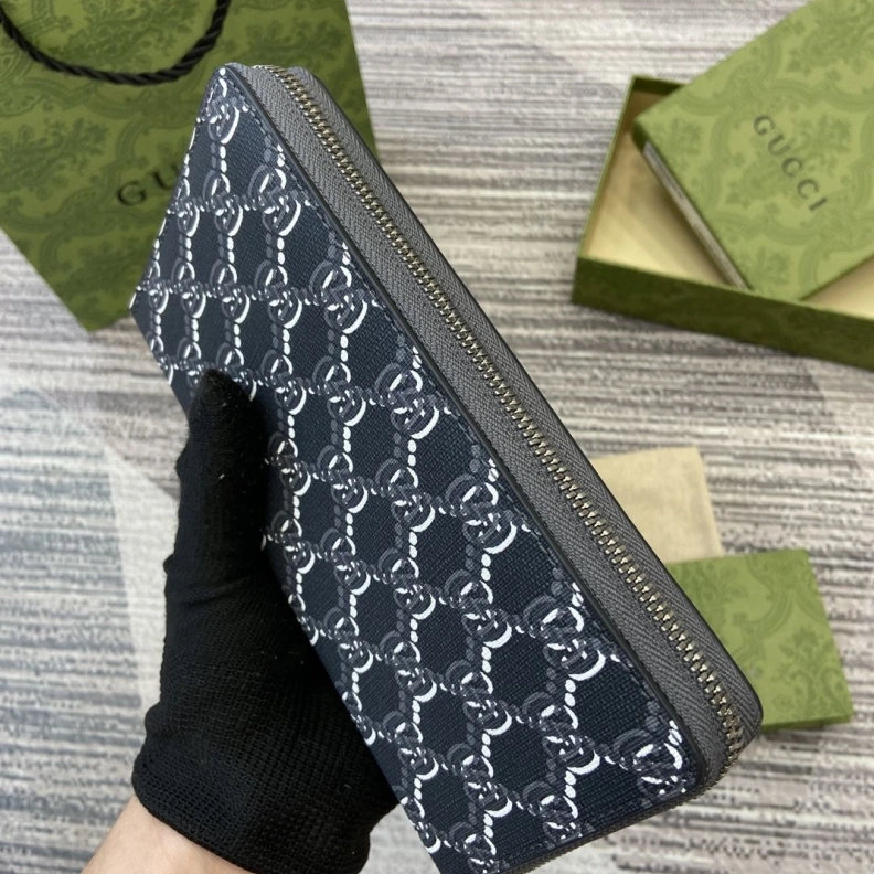 Sophisticated Gxccx Wallets & Purse 33906