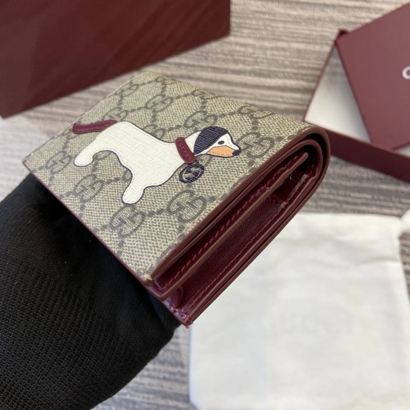 Versatile Gxccx Wallets & Purse 33648