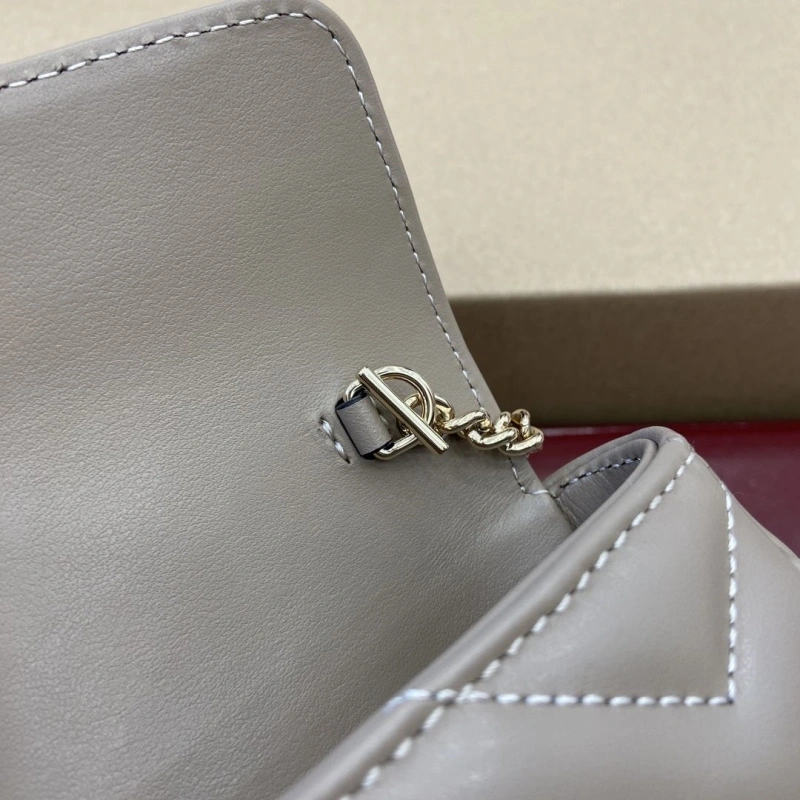 Gxccx Satchel Bags Resilient 33756