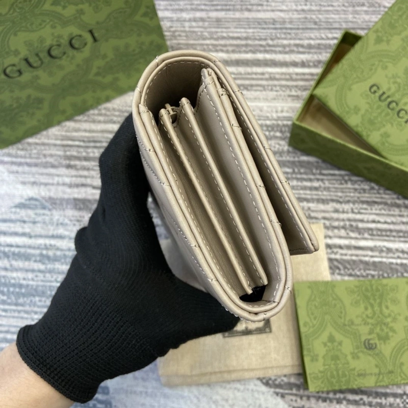 Comfortable Gxccx Wallets & Purse 33633