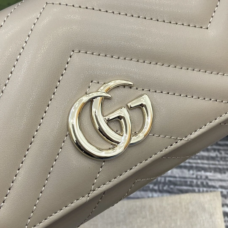 Comfortable Gxccx Wallets & Purse 33633
