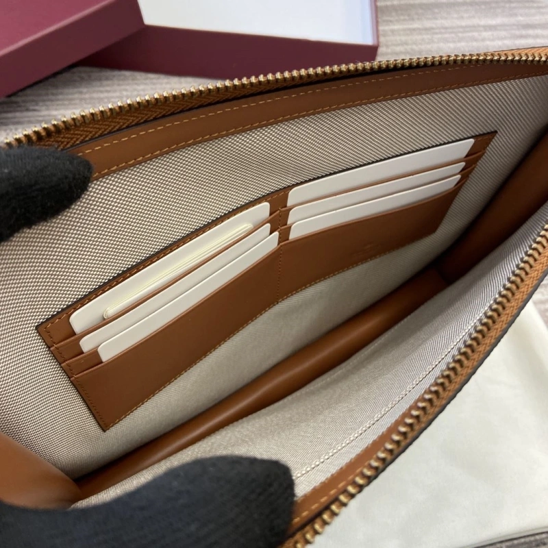 Gxccx Clutch Bags Popular 33750