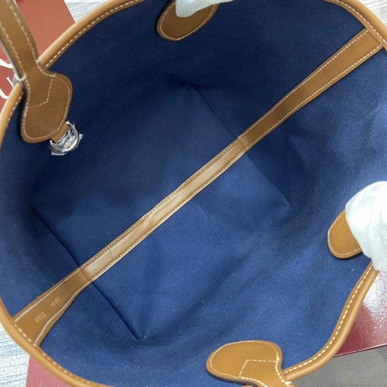 Gxccx Shopping Bags EyeCatching 33479
