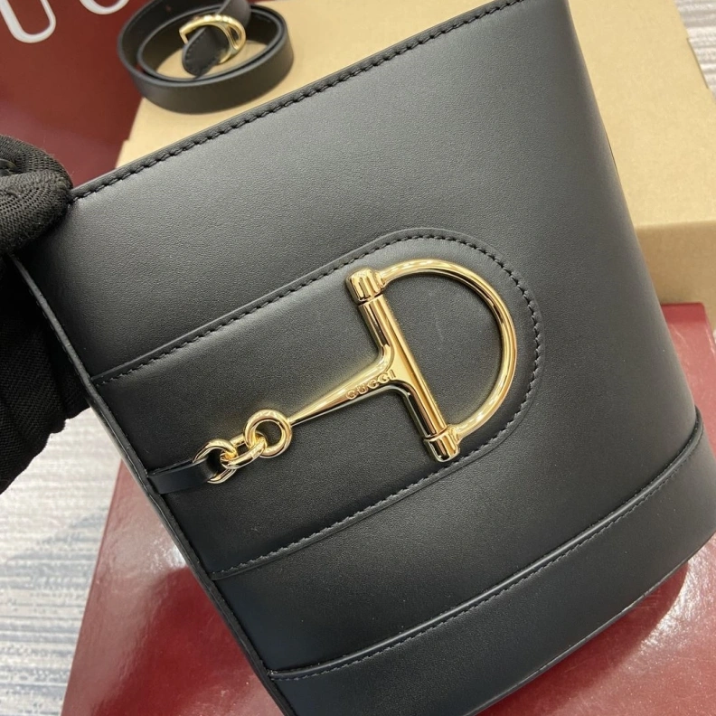 Versatile Gxccx Top Handle Bags 33452
