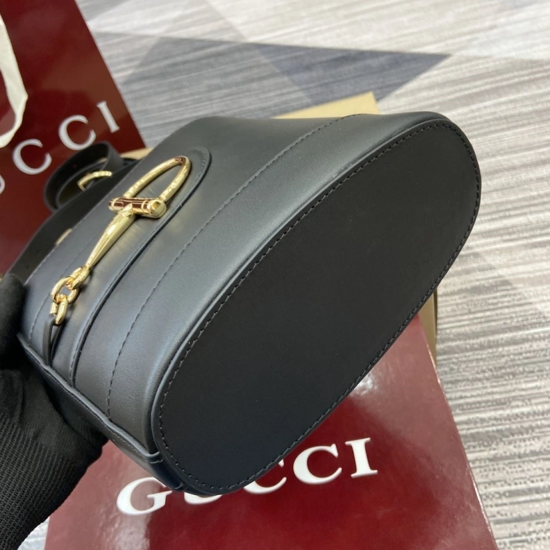 Versatile Gxccx Top Handle Bags 33452