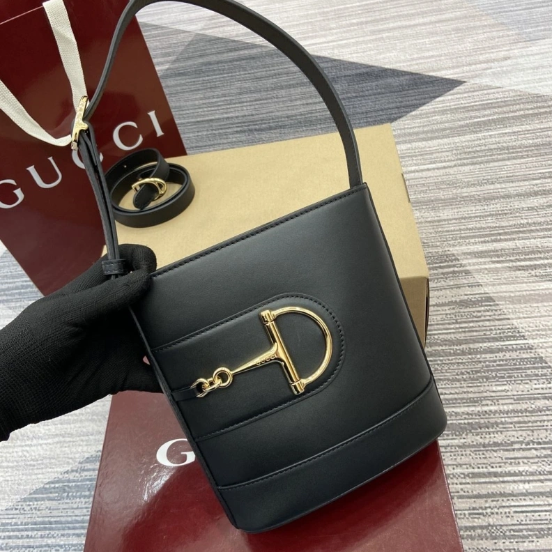Versatile Gxccx Top Handle Bags 33452