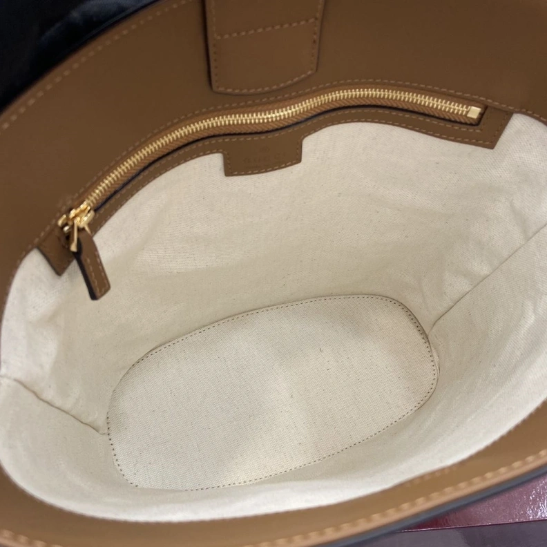 Comfortable Gxccx Top Handle Bags 33439
