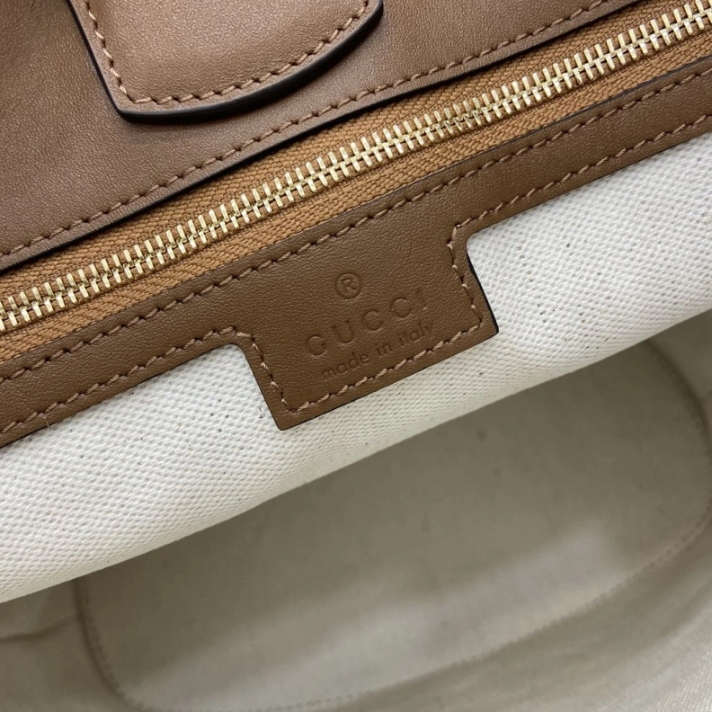 Comfortable Gxccx Top Handle Bags 33439