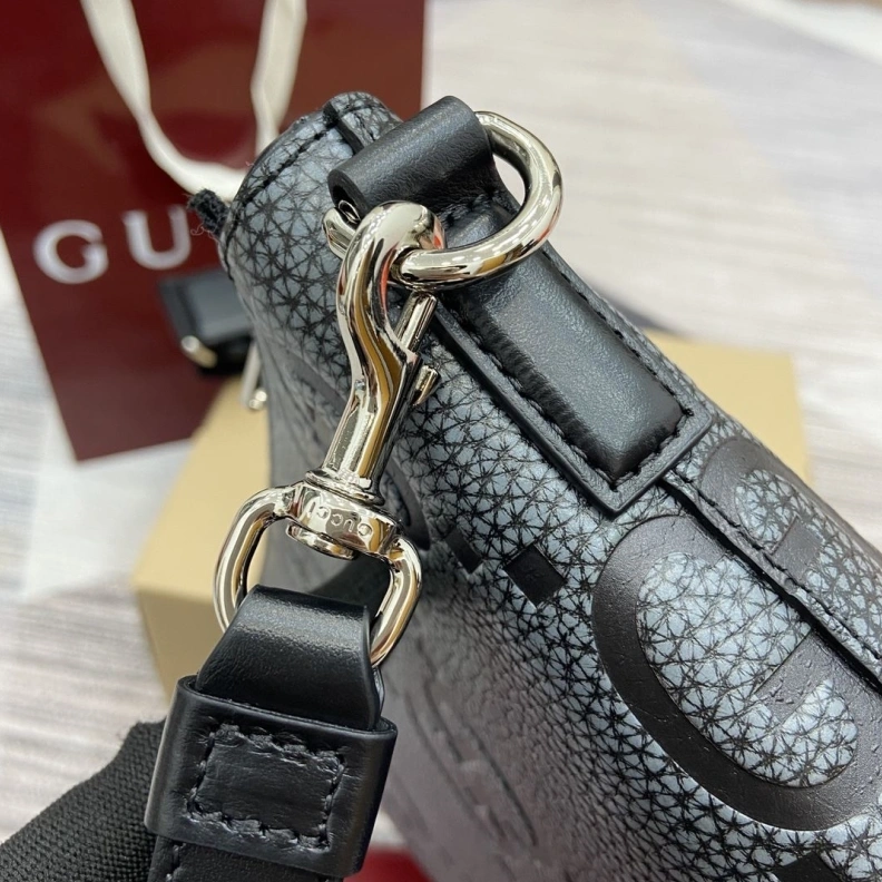 Cozy Gxccx Clutch Bags 33574
