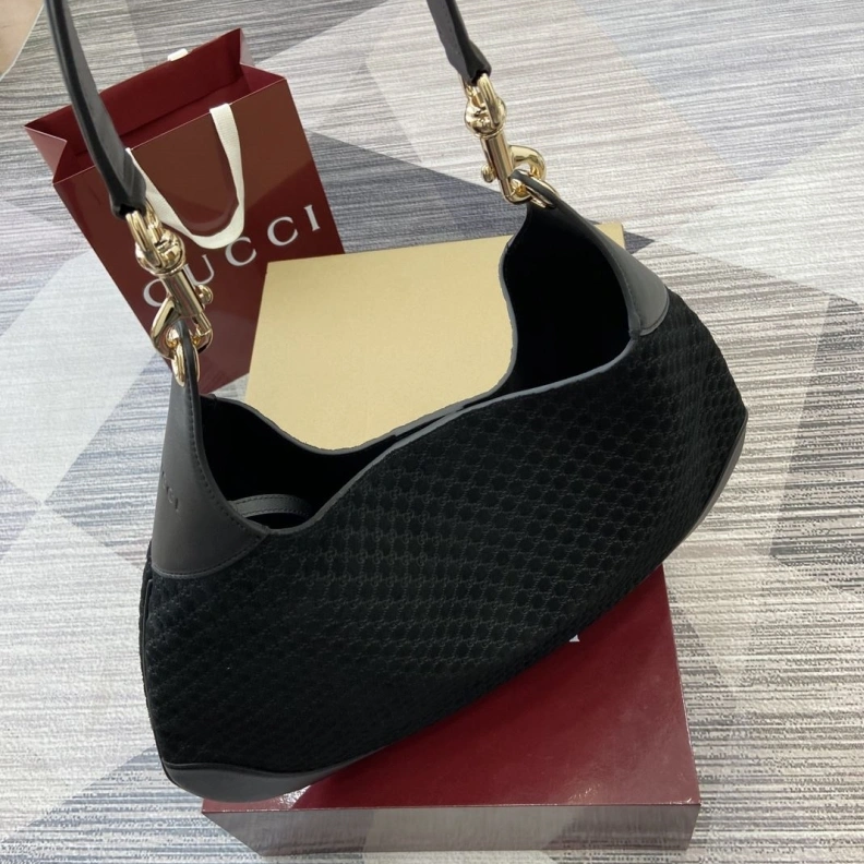WellDesigned Gxccx Top Handle Bags 33387