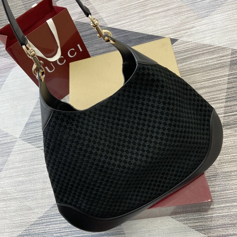 WellDesigned Gxccx Top Handle Bags 33387